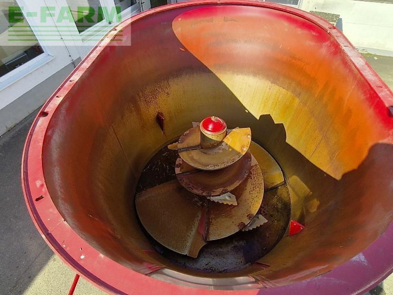 Trioliet solomix 1 1000 vlb - Hayvancılık ekipmanları: fotoğraf 5 Trioliet solomix 1 1000 vlb - Hayvancılık ekipmanları: fotoğraf 5