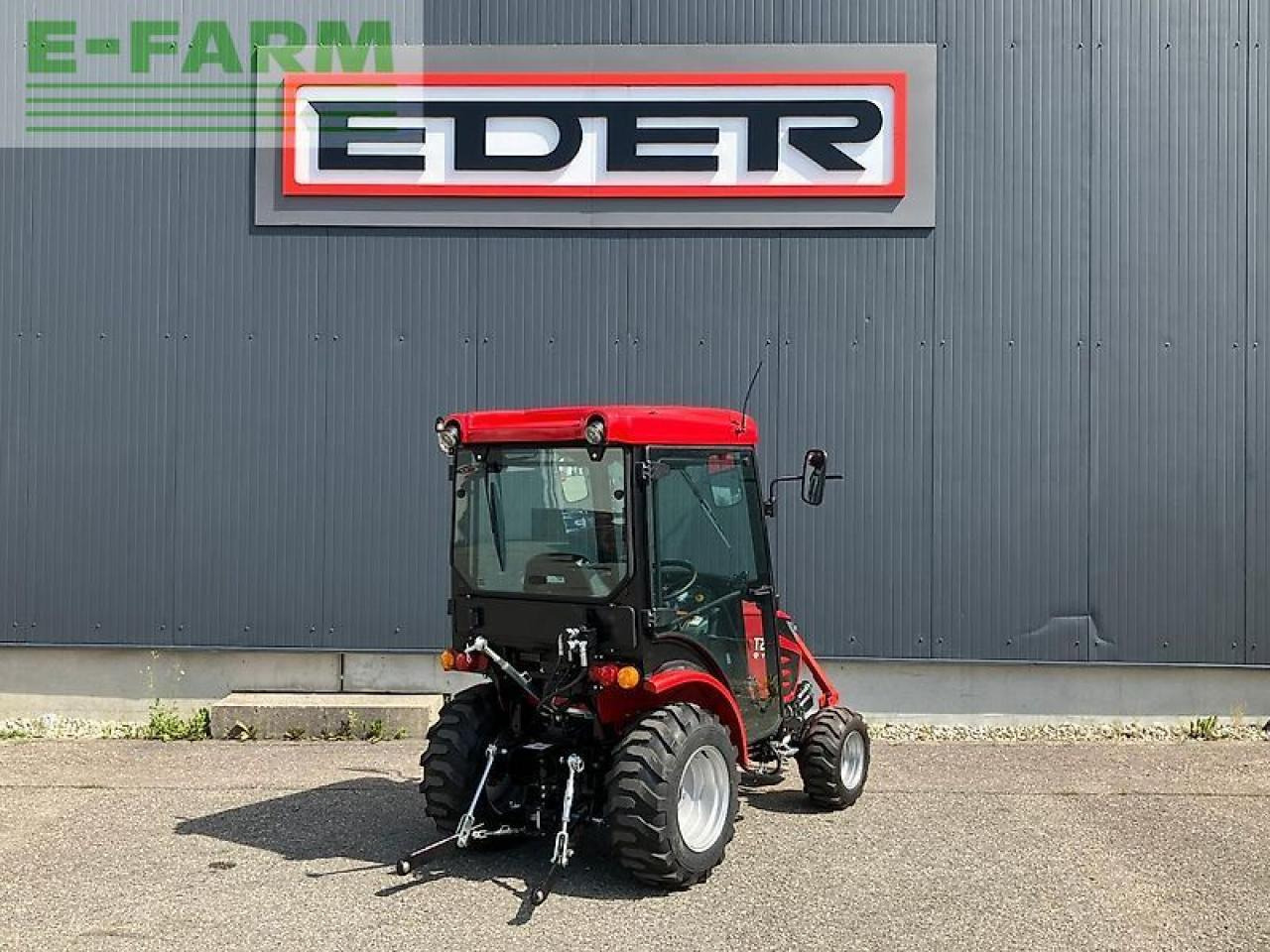 Tym ts 255 nh kabine - Traktör: fotoğraf 4 Tym ts 255 nh kabine - Traktör: fotoğraf 4