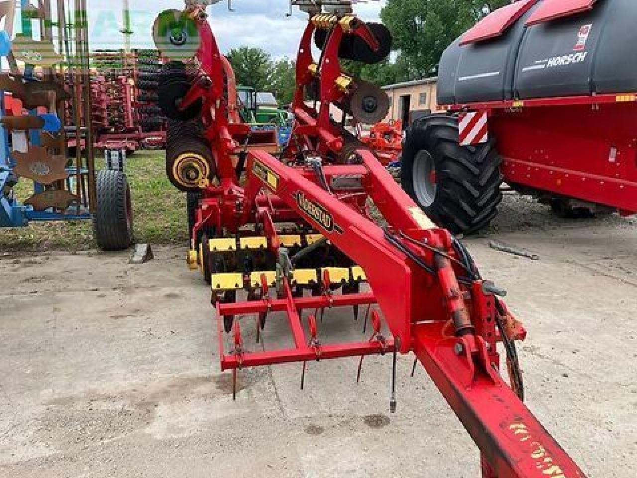 Väderstad carrier cr650 - Disk tırmığı: fotoğraf 3 Väderstad carrier cr650 - Disk tırmığı: fotoğraf 3