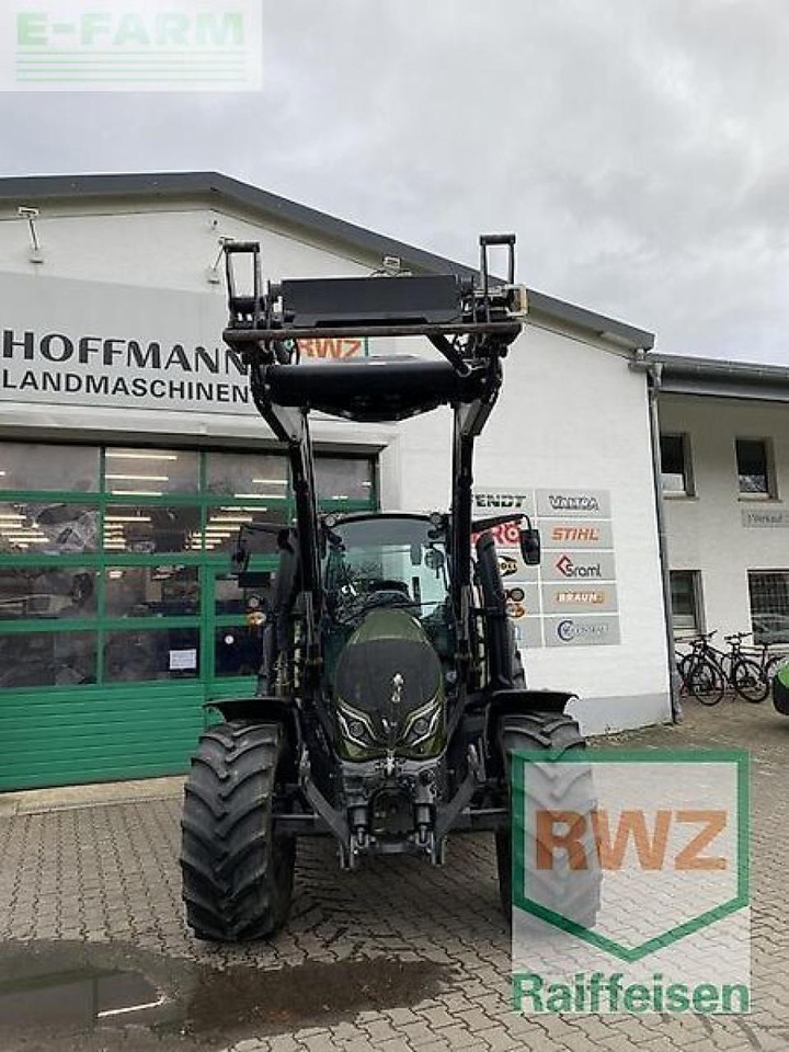 Valtra g135 v schlepper - Traktör: fotoğraf 1 Valtra g135 v schlepper - Traktör: fotoğraf 1