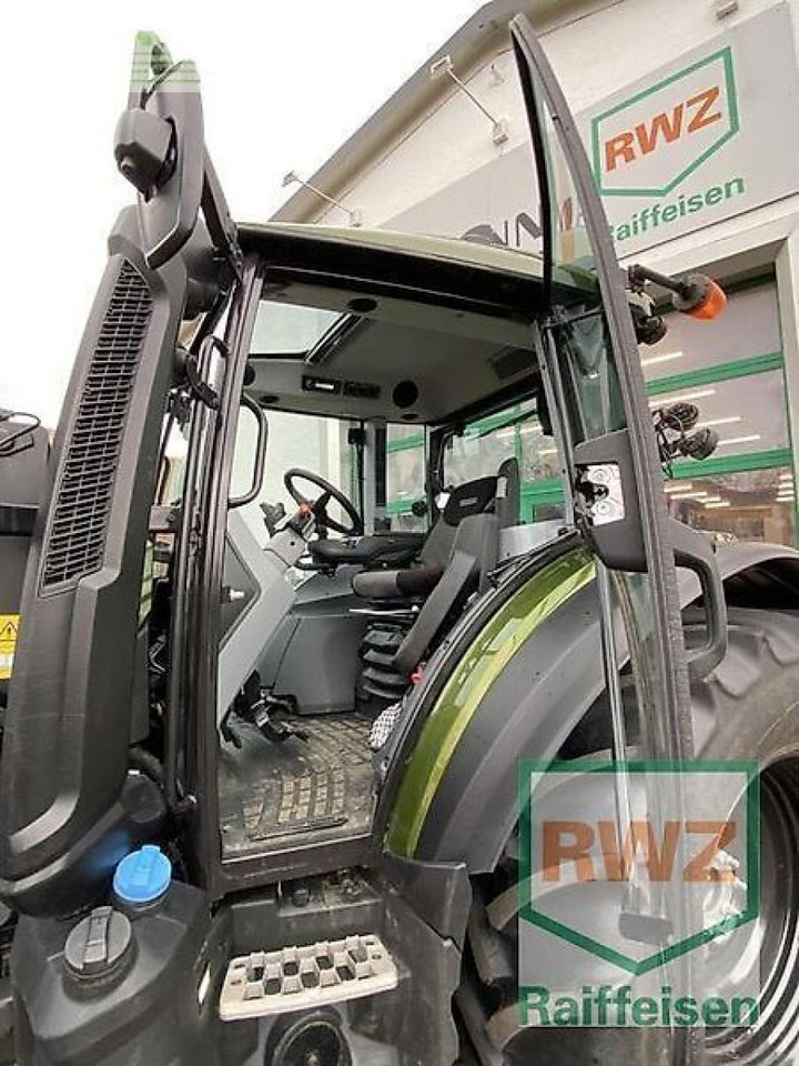 Traktör Valtra g135 v schlepper: fotoğraf 8