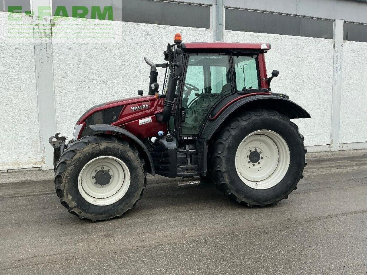 Valtra n 123 - Traktör: fotoğraf 1 Valtra n 123 - Traktör: fotoğraf 1