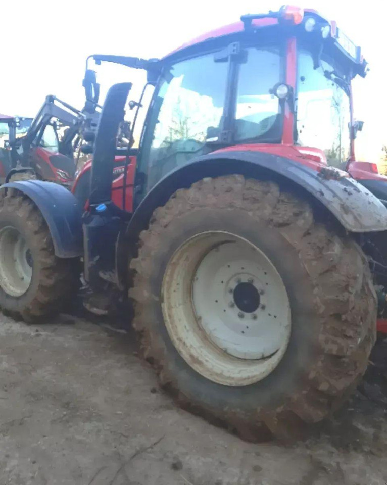 Valtra n 154 direct - Traktör: fotoğraf 4 Valtra n 154 direct - Traktör: fotoğraf 4