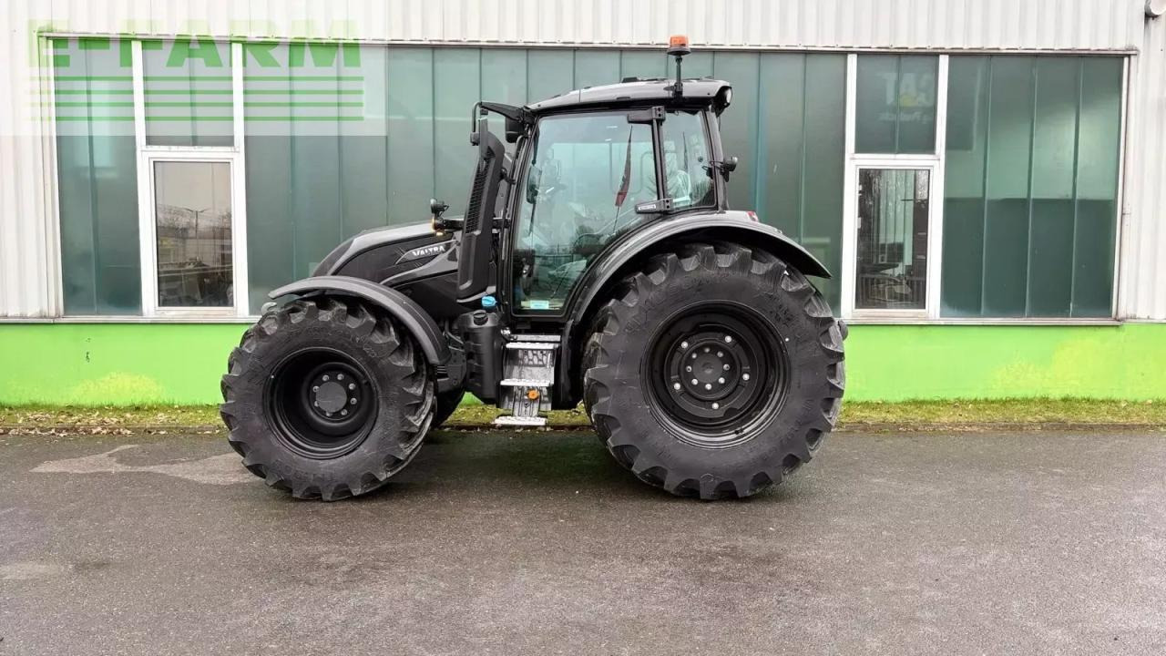 Valtra n 175 d - Traktör: fotoğraf 4 Valtra n 175 d - Traktör: fotoğraf 4