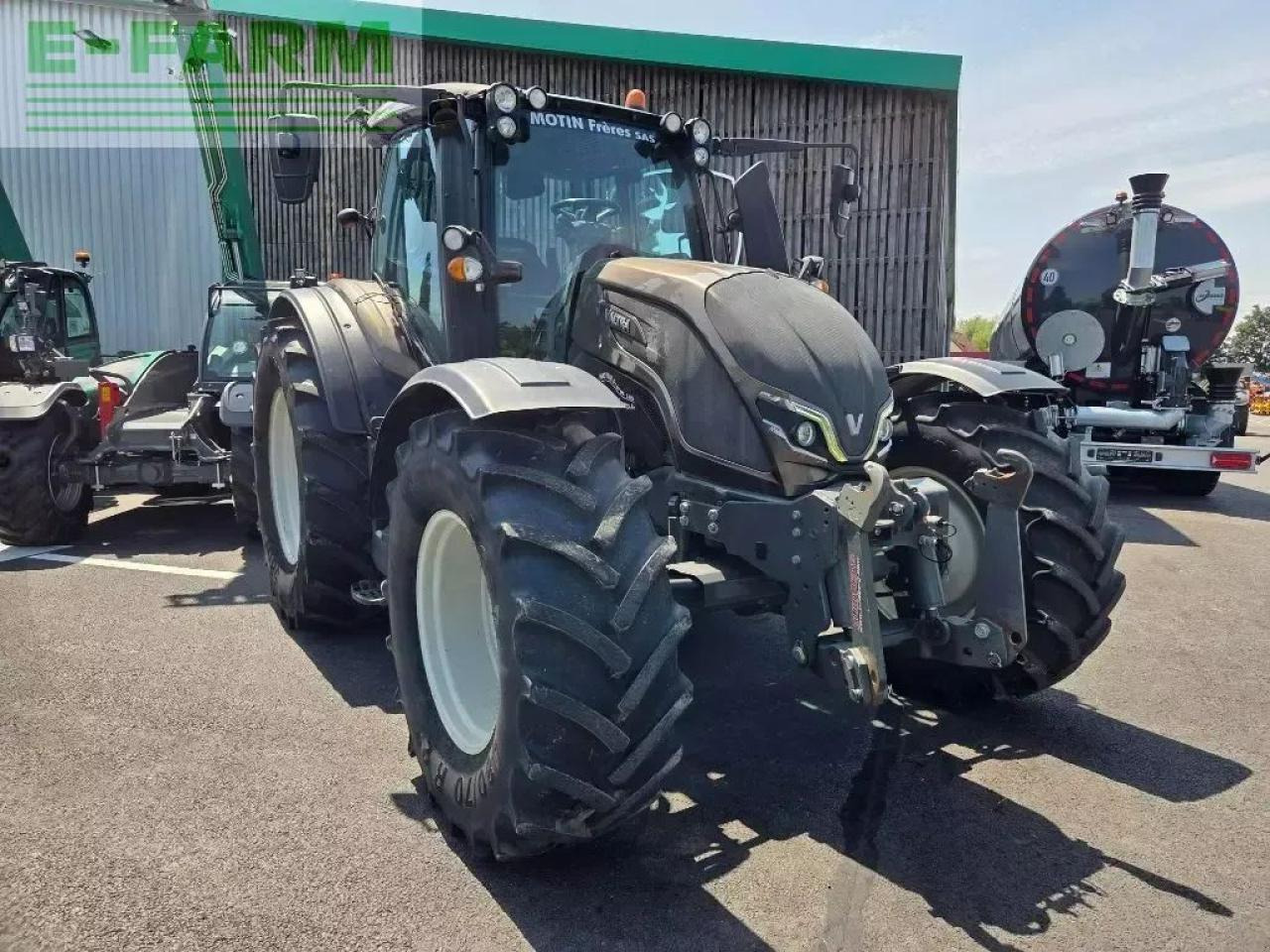 Valtra n135 - Traktör: fotoğraf 1 Valtra n135 - Traktör: fotoğraf 1