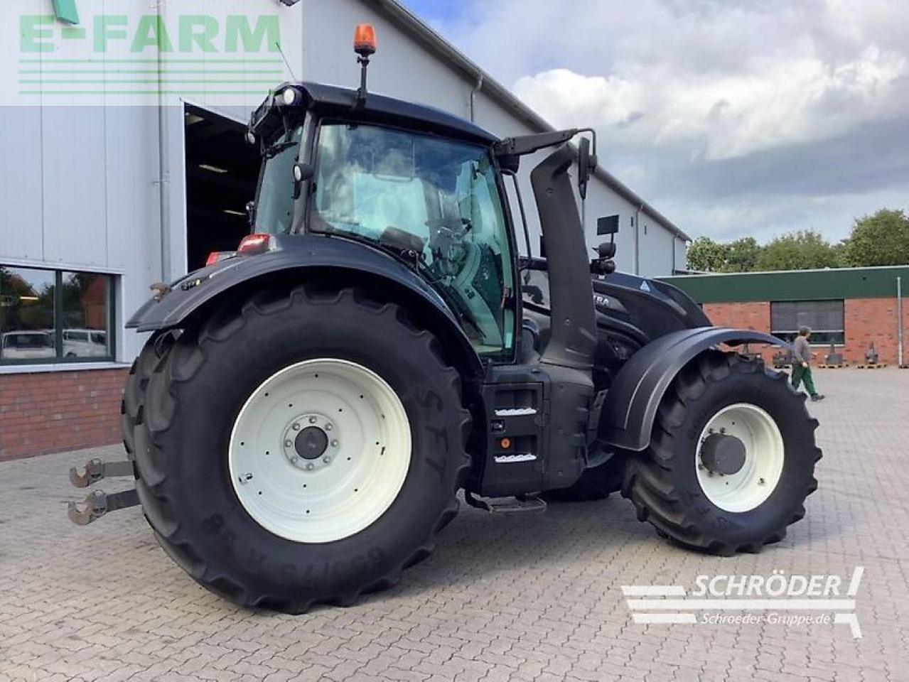 Valtra t 214 d smarttouch | rtk | unlimited - Traktör: fotoğraf 4 Valtra t 214 d smarttouch | rtk | unlimited - Traktör: fotoğraf 4