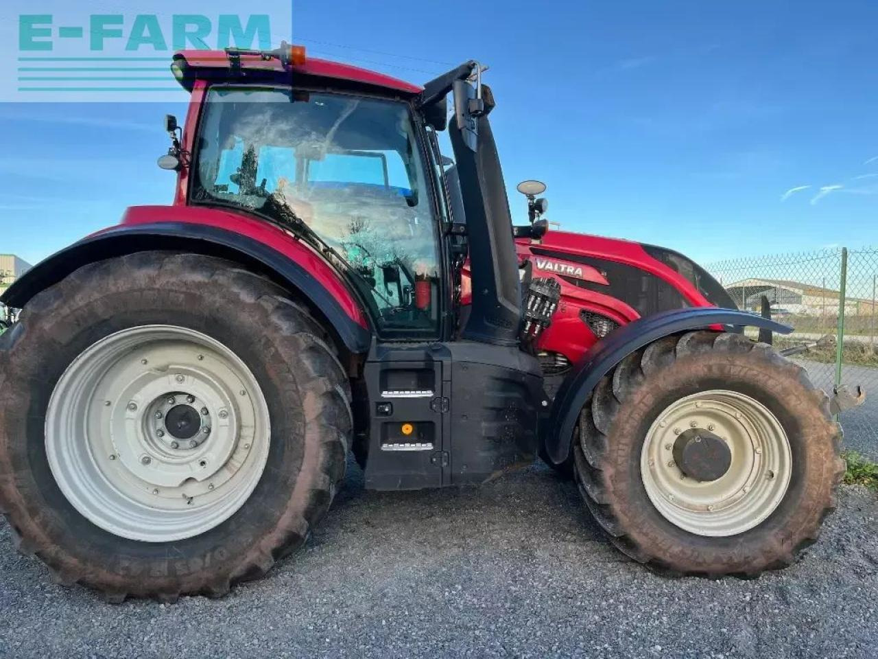 Valtra t 214 direct smarttouch Direct - Traktör: fotoğraf 5 Valtra t 214 direct smarttouch Direct - Traktör: fotoğraf 5
