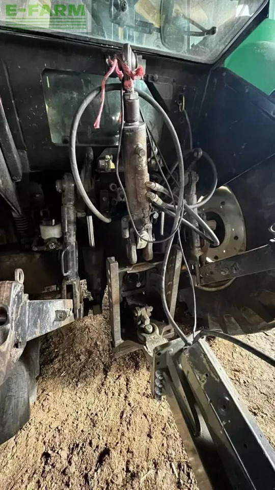 Valtra t120 - Traktör: fotoğraf 5 Valtra t120 - Traktör: fotoğraf 5