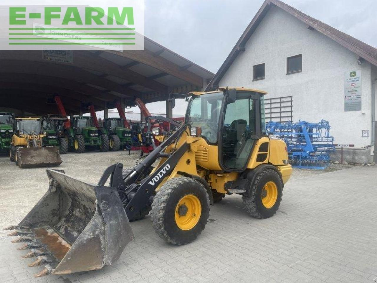 Volvo l 25f - Mini ekskavatör: fotoğraf 1 Volvo l 25f - Mini ekskavatör: fotoğraf 1