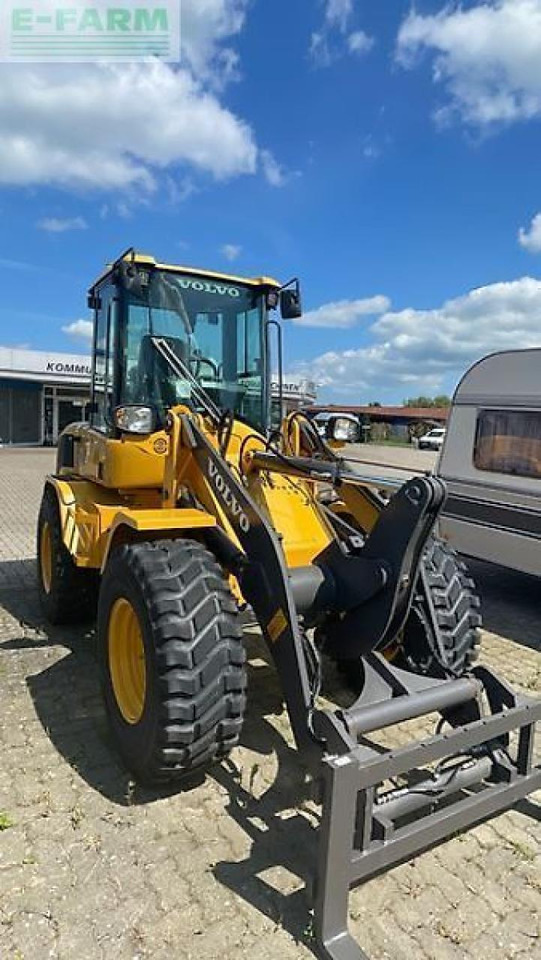 Volvo volvo l 30 - Mini ekskavatör: fotoğraf 2 Volvo volvo l 30 - Mini ekskavatör: fotoğraf 2