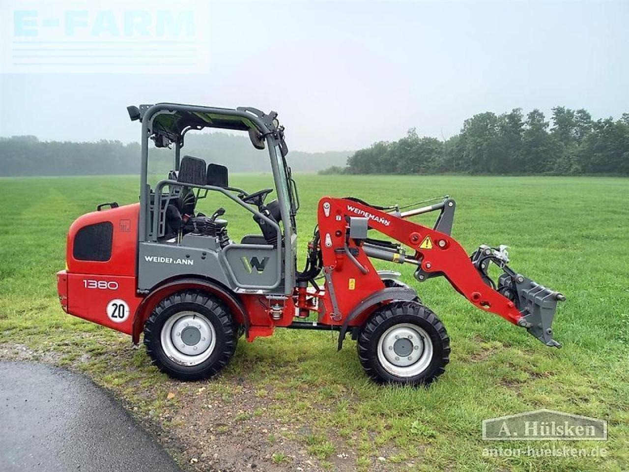 Weidemann 1380 - Mini ekskavatör: fotoğraf 1 Weidemann 1380 - Mini ekskavatör: fotoğraf 1