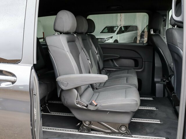 MERCEDES-BENZ EQV 300 ang,8Sitzer,2xSchiebetür,360°Kamera... - Minivan, Elektrikli kamyonet: fotoğraf 5 MERCEDES-BENZ EQV 300 ang,8Sitzer,2xSchiebetür,360°Kamera... - Minivan, Elektrikli kamyonet: fotoğraf 5