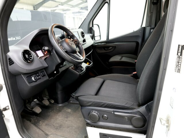 MERCEDES-BENZ Sprinter 314 CDI DOKA,Allrad,Standheizung - Tenteli kamyonet, Çift kabin kamyonet: fotoğraf 2 MERCEDES-BENZ Sprinter 314 CDI DOKA,Allrad,Standheizung - Tenteli kamyonet, Çift kabin kamyonet: fotoğraf 2