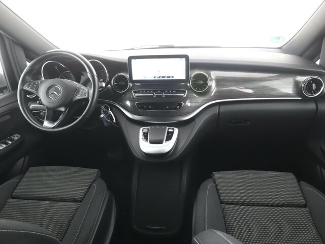 MERCEDES-BENZ V 300 Edition,lang,7-Sitzer,2Schiebetüren,Tisch... - Minivan: fotoğraf 2 MERCEDES-BENZ V 300 Edition,lang,7-Sitzer,2Schiebetüren,Tisch... - Minivan: fotoğraf 2