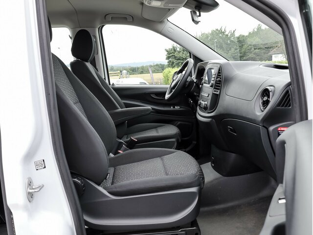 MERCEDES-BENZ Vito 114 TourerPro,Extralang,AMF Rollstuhlrampe... - Minivan: fotoğraf 3 MERCEDES-BENZ Vito 114 TourerPro,Extralang,AMF Rollstuhlrampe... - Minivan: fotoğraf 3