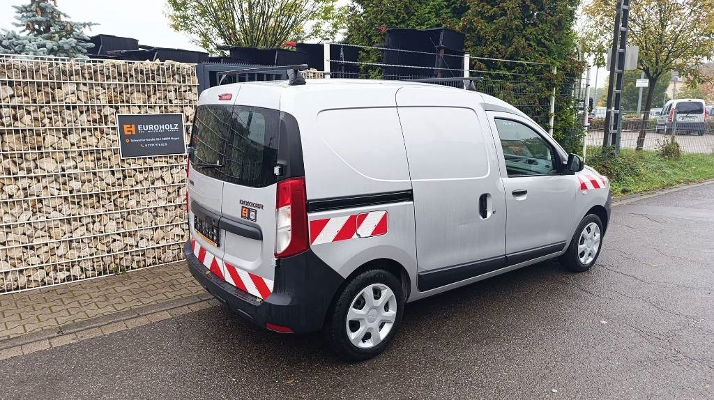 Dacia Dokker Transporter, Kastenwagen, Werkstattschränke  - Küçük panelvan: fotoğraf 3 Dacia Dokker Transporter, Kastenwagen, Werkstattschränke  - Küçük panelvan: fotoğraf 3