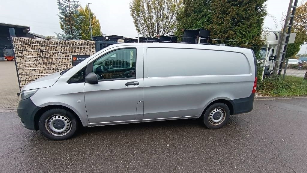 Mercedes-Benz Vito 114 CDI Kasten Werkstattschränke Standheizung  - Kapalı kasa kamyonet: fotoğraf 2 Mercedes-Benz Vito 114 CDI Kasten Werkstattschränke Standheizung  - Kapalı kasa kamyonet: fotoğraf 2