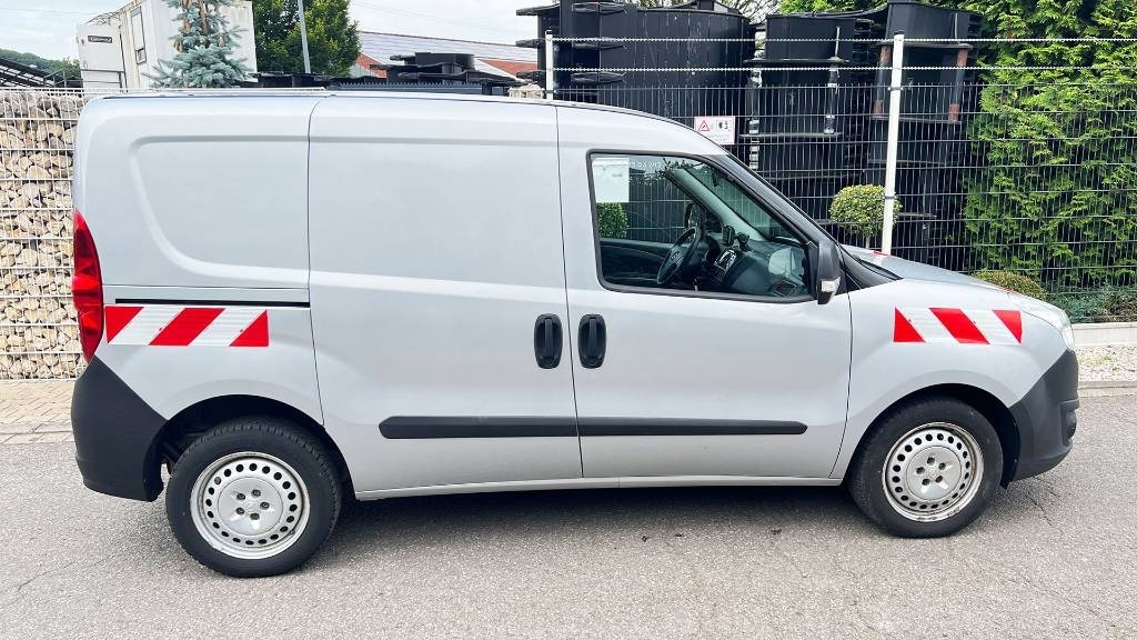 Opel Combo, 1.3 CDTi, Kastenwagen, Klima, PDC - Kapalı kasa kamyonet: fotoğraf 2 Opel Combo, 1.3 CDTi, Kastenwagen, Klima, PDC - Kapalı kasa kamyonet: fotoğraf 2