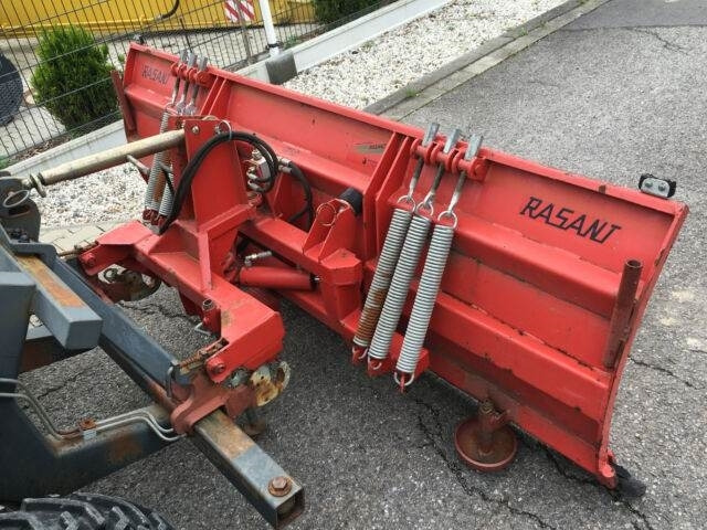 Rasant KT 9045 Kombi Trak Winterdienst Frontlad - Kar küreme aracı: fotoğraf 5 Rasant KT 9045 Kombi Trak Winterdienst Frontlad - Kar küreme aracı: fotoğraf 5