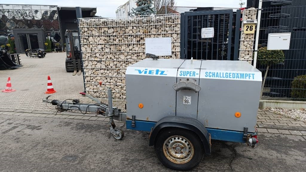 Vietz Baukompressor Arcobil 1, Stromaggregat Deutz-Motor - Hava kompresörü: fotoğraf 2 Vietz Baukompressor Arcobil 1, Stromaggregat Deutz-Motor - Hava kompresörü: fotoğraf 2