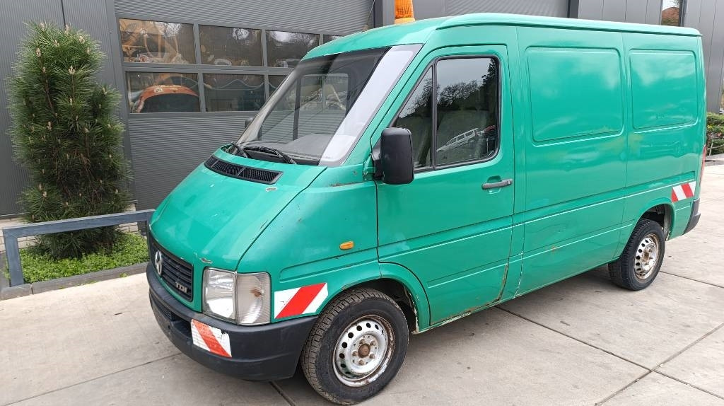 Volkswagen LT 28 Kastenwagen Werkstattsschränke Motorschaden - Kapalı kasa kamyonet: fotoğraf 1 Volkswagen LT 28 Kastenwagen Werkstattsschränke Motorschaden - Kapalı kasa kamyonet: fotoğraf 1