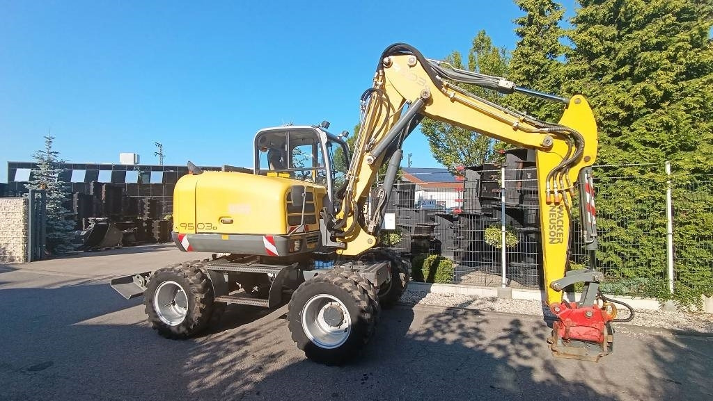 Wacker Neuson 9503 Bagger Powertilt, SW Martin, Verstellausleger - Tekerlekli ekskavatör: fotoğraf 2 Wacker Neuson 9503 Bagger Powertilt, SW Martin, Verstellausleger - Tekerlekli ekskavatör: fotoğraf 2