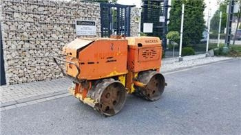 Wacker RT 820 Walze Fernbedienung Rüttelwalze - Titreşimli kompaktör: fotoğraf 1 Wacker RT 820 Walze Fernbedienung Rüttelwalze - Titreşimli kompaktör: fotoğraf 1