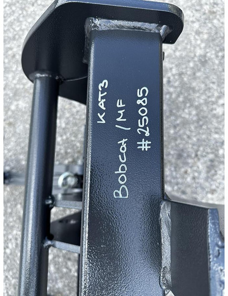 Big Adapter Bobcat Teleskoplader auf Dreipunkt Aufnahme - Ataşman: fotoğraf 5 Big Adapter Bobcat Teleskoplader auf Dreipunkt Aufnahme - Ataşman: fotoğraf 5