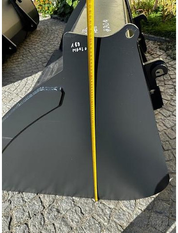 Big Volumenschaufel 250 cm mit Atlas Aufnahme - Kova: fotoğraf 5 Big Volumenschaufel 250 cm mit Atlas Aufnahme - Kova: fotoğraf 5