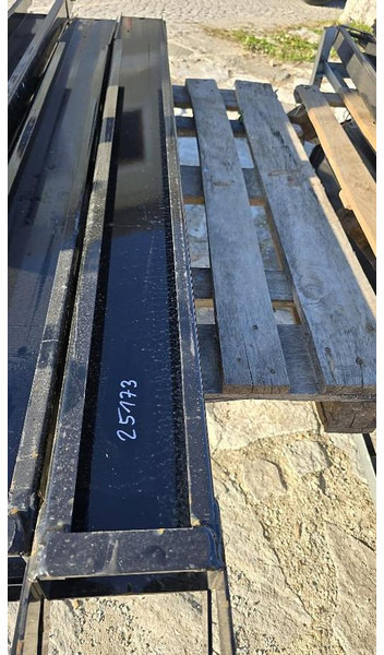 Palettengabelverlängerung 180cm Anbaulänge - Çatalları - Malzeme taşıma ekipmanı: fotoğraf 1 Palettengabelverlängerung 180cm Anbaulänge - Çatalları - Malzeme taşıma ekipmanı: fotoğraf 1
