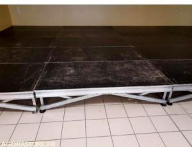 20 praticables - scène modulaire - Konut konteyneri: fotoğraf 5 20 praticables - scène modulaire - Konut konteyneri: fotoğraf 5