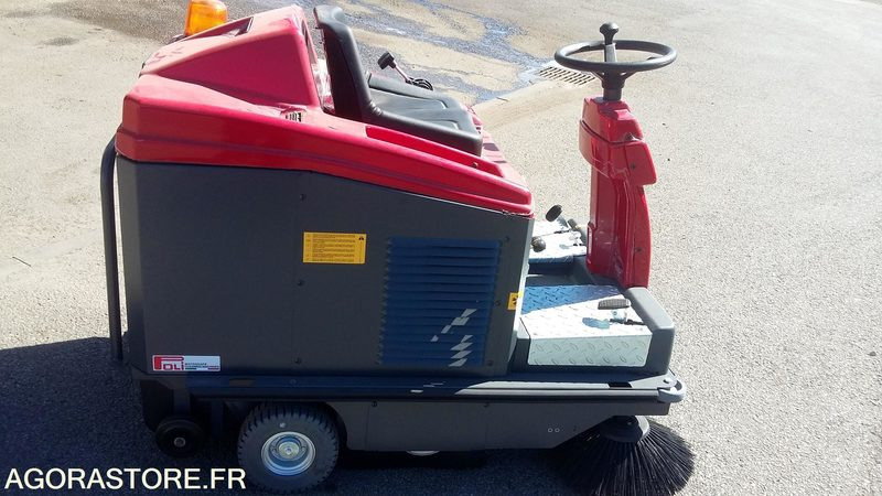 BALAYEUSE ELECTRIQUE A BATTERIES STYLE E70 - 2023 - Yol süpürme aracı: fotoğraf 2 BALAYEUSE ELECTRIQUE A BATTERIES STYLE E70 - 2023 - Yol süpürme aracı: fotoğraf 2