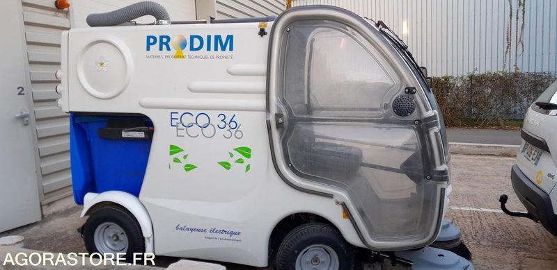 BALAYEUSE ELECTRIQUE ECO 36 - Yol süpürme aracı: fotoğraf 5 BALAYEUSE ELECTRIQUE ECO 36 - Yol süpürme aracı: fotoğraf 5