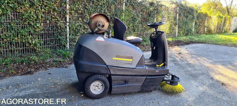 BALAYEUSE KARCHER - 2012 - 182 heures - Yol süpürme aracı: fotoğraf 2 BALAYEUSE KARCHER - 2012 - 182 heures - Yol süpürme aracı: fotoğraf 2