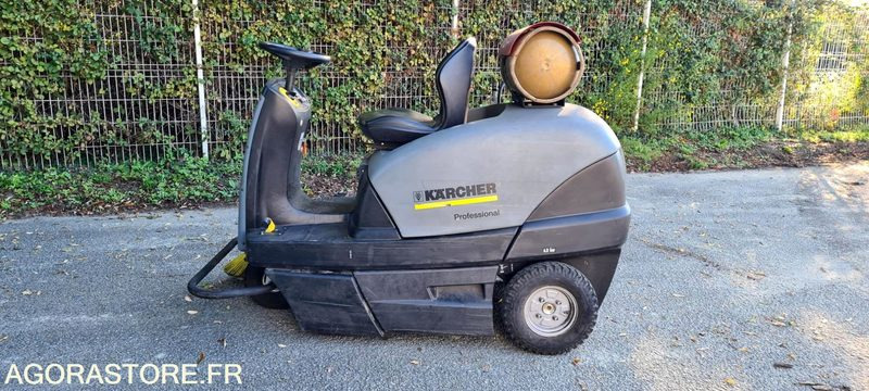 BALAYEUSE KARCHER - 2012 - 182 heures - Yol süpürme aracı: fotoğraf 3 BALAYEUSE KARCHER - 2012 - 182 heures - Yol süpürme aracı: fotoğraf 3