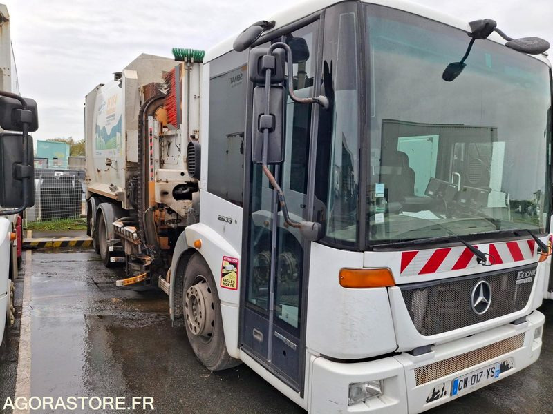 BOM Mercedes Econic 256043 kms 2013 - Çöp kamyonu: fotoğraf 1 BOM Mercedes Econic 256043 kms 2013 - Çöp kamyonu: fotoğraf 1