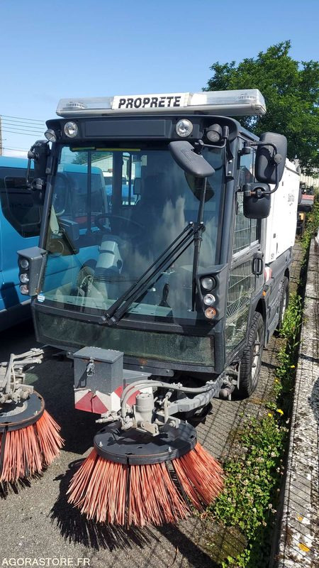 Balayeuse SCHMIDT - 2019 - Yol süpürme aracı: fotoğraf 2 Balayeuse SCHMIDT - 2019 - Yol süpürme aracı: fotoğraf 2