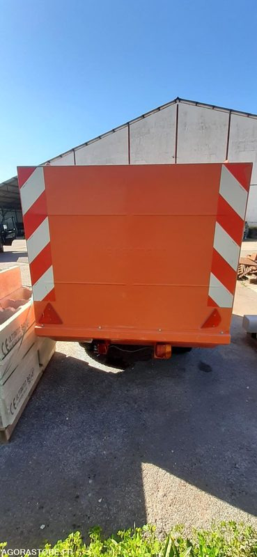 Balayeuse stade Wiedeman - 1992 - Bahçe makinesi: fotoğraf 4 Balayeuse stade Wiedeman - 1992 - Bahçe makinesi: fotoğraf 4