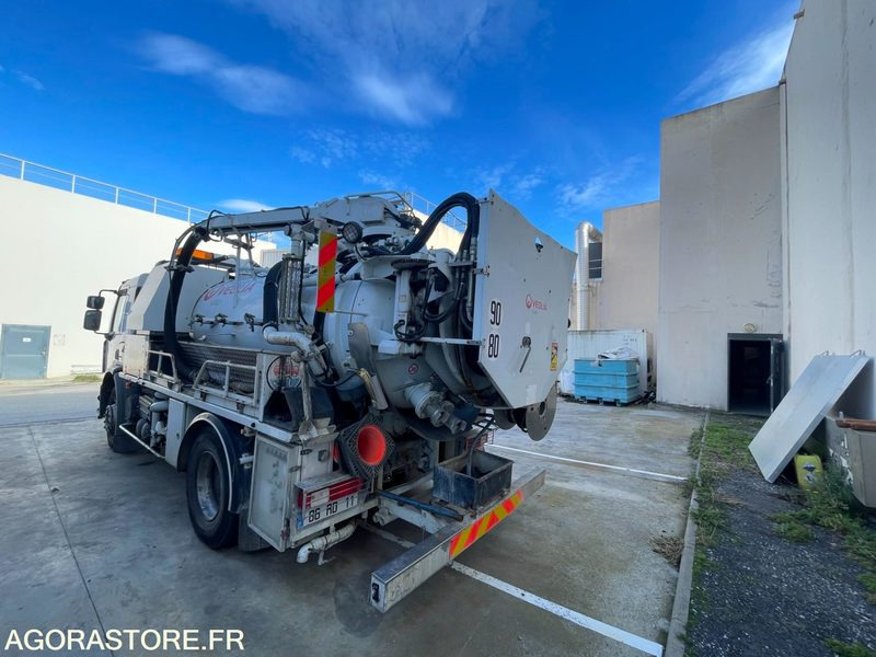 CAMION RENAULT19 HYDROCURER HUWER - 2018 / 341 258 KM - Vidanjör: fotoğraf 4 CAMION RENAULT19 HYDROCURER HUWER - 2018 / 341 258 KM - Vidanjör: fotoğraf 4
