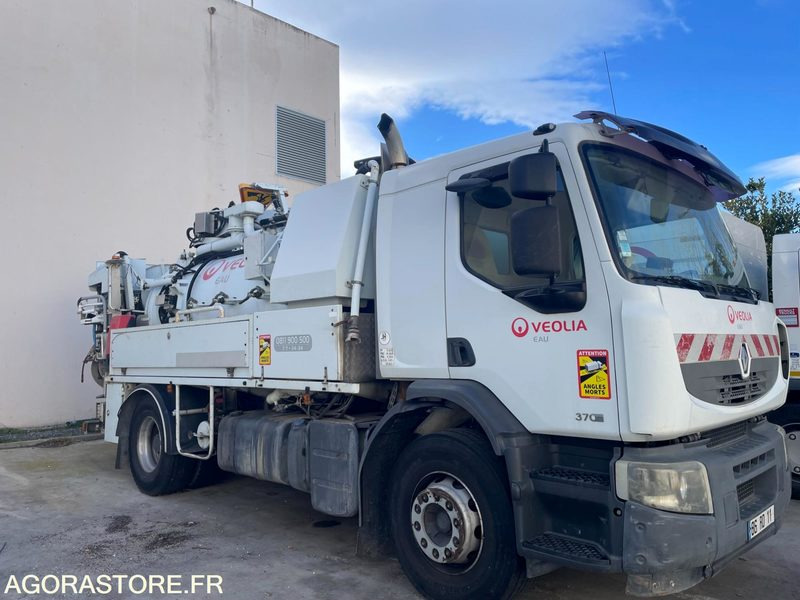 CAMION RENAULT19 HYDROCURER HUWER - 2018 / 341 258 KM - Vidanjör: fotoğraf 1 CAMION RENAULT19 HYDROCURER HUWER - 2018 / 341 258 KM - Vidanjör: fotoğraf 1