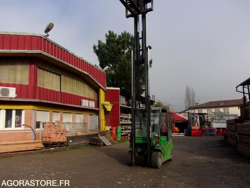 CHARIOT ÉLÉVATEUR 3 TONNES POSITIONNEUR DE FOURCHES ELECTRIQUE CESAB - Elektrikli forklift: fotoğraf 3 CHARIOT ÉLÉVATEUR 3 TONNES POSITIONNEUR DE FOURCHES ELECTRIQUE CESAB - Elektrikli forklift: fotoğraf 3