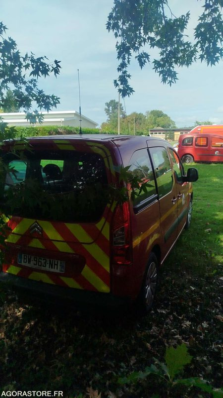 CITROËN BERLINGO - 132745km - 2011 - Küçük panelvan: fotoğraf 5 CITROËN BERLINGO - 132745km - 2011 - Küçük panelvan: fotoğraf 5