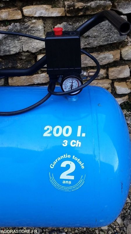 COMPRESSEUR LUCHARD COMPAIR MODELE CLC 203 200L 220v - Hava kompresörü: fotoğraf 4 COMPRESSEUR LUCHARD COMPAIR MODELE CLC 203 200L 220v - Hava kompresörü: fotoğraf 4