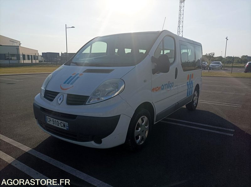 CP-910-CW - Roulant - RENAULT TRAFIC - VP - 9 Places - 308 000 Kms - Minibüs, Minivan: fotoğraf 1 CP-910-CW - Roulant - RENAULT TRAFIC - VP - 9 Places - 308 000 Kms - Minibüs, Minivan: fotoğraf 1