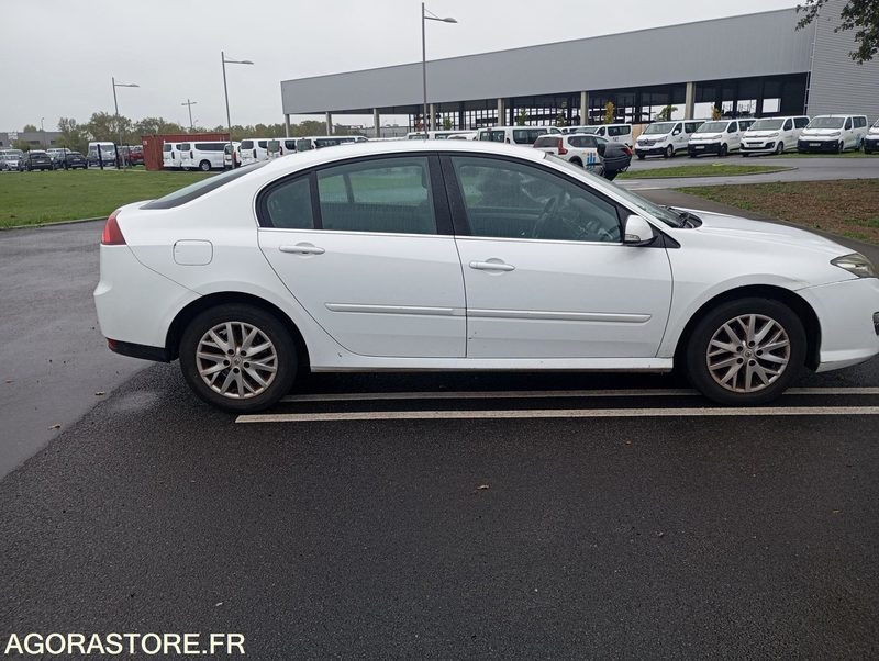 CY-242-PV - Roulant - RENAULT LAGUNA - VP - 505 173 Kms - Binek araba: fotoğraf 3 CY-242-PV - Roulant - RENAULT LAGUNA - VP - 505 173 Kms - Binek araba: fotoğraf 3