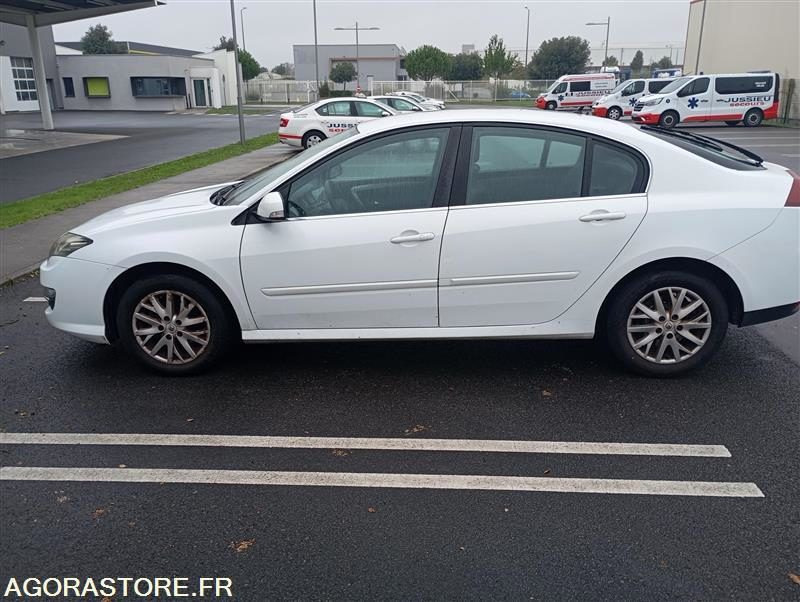CY-242-PV - Roulant - RENAULT LAGUNA - VP - 505 173 Kms - Binek araba: fotoğraf 4 CY-242-PV - Roulant - RENAULT LAGUNA - VP - 505 173 Kms - Binek araba: fotoğraf 4