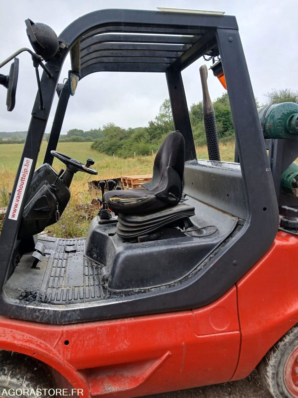 Chariot élévateur Fenwick Linde H35T 3.5T - LPG forklift: fotoğraf 5 Chariot élévateur Fenwick Linde H35T 3.5T - LPG forklift: fotoğraf 5