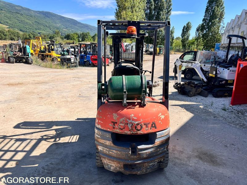 Chariot élévateur à gaz Toyota FG15 4,3m - 1,5T - Année 1994 - 10770 heures - LPG forklift: fotoğraf 4 Chariot élévateur à gaz Toyota FG15 4,3m - 1,5T - Année 1994 - 10770 heures - LPG forklift: fotoğraf 4