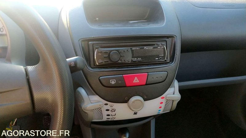 Citroen C1 - 2010 - 159251kms - Binek araba: fotoğraf 4 Citroen C1 - 2010 - 159251kms - Binek araba: fotoğraf 4