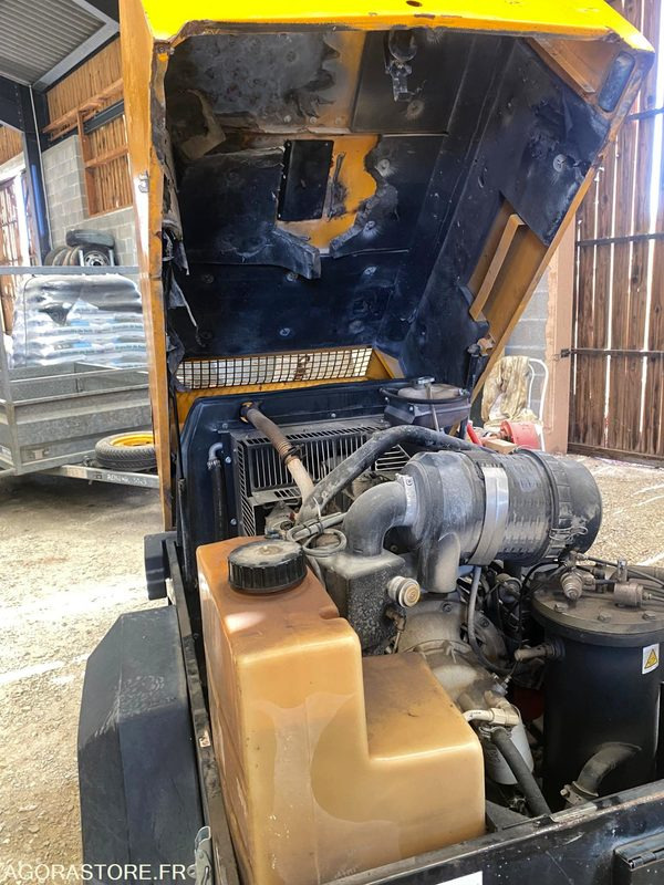 Compresseur de chantier 3.3m3 DOOSAN 7/31 - INGERSOLL RAND - Hava kompresörü: fotoğraf 5 Compresseur de chantier 3.3m3 DOOSAN 7/31 - INGERSOLL RAND - Hava kompresörü: fotoğraf 5